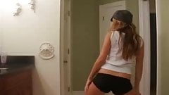 20121004 Damn hot Blonde dancing sexy infront of her Webcam